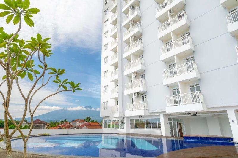 Jasmin Park Apartemen By Fix'S Room Kedungbadak Zewnętrze zdjęcie